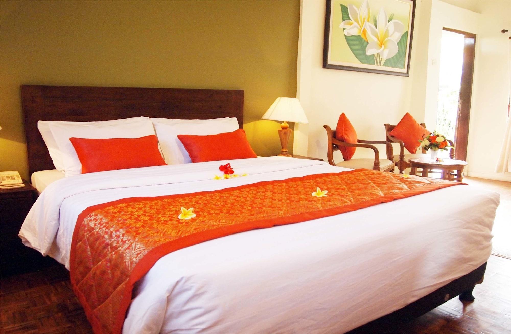 Puri Dewa Bharata Hotel & Villas Legian Exterior foto